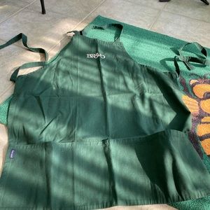 Lands End Bravo Embroidered Apron